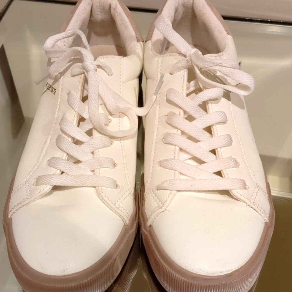 French Connection Sneakers